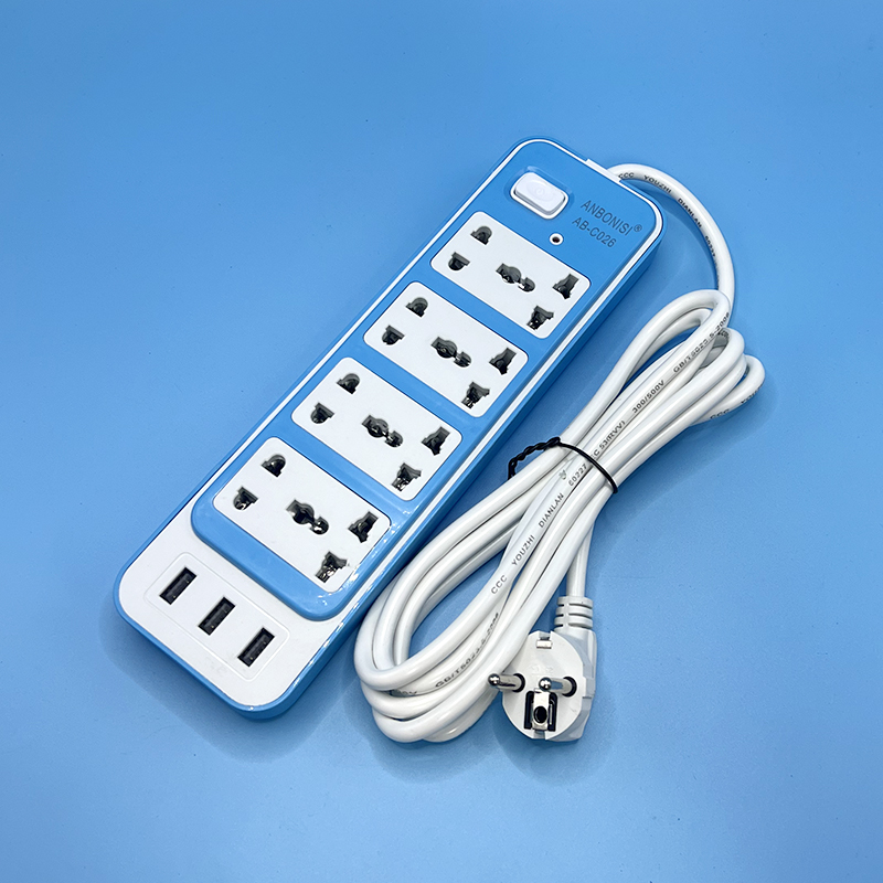AJ-626  Universal Power Strip with USB Ports