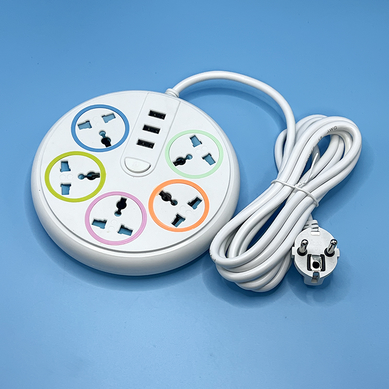 AJ-Y623  Universal Power Strip with USB Ports